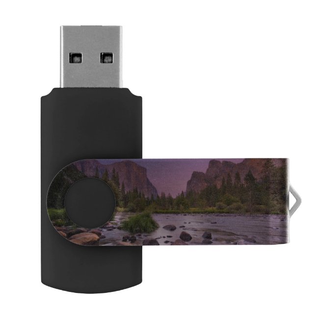 Yosemite National Park at Dusk Flash Drive (Opened)