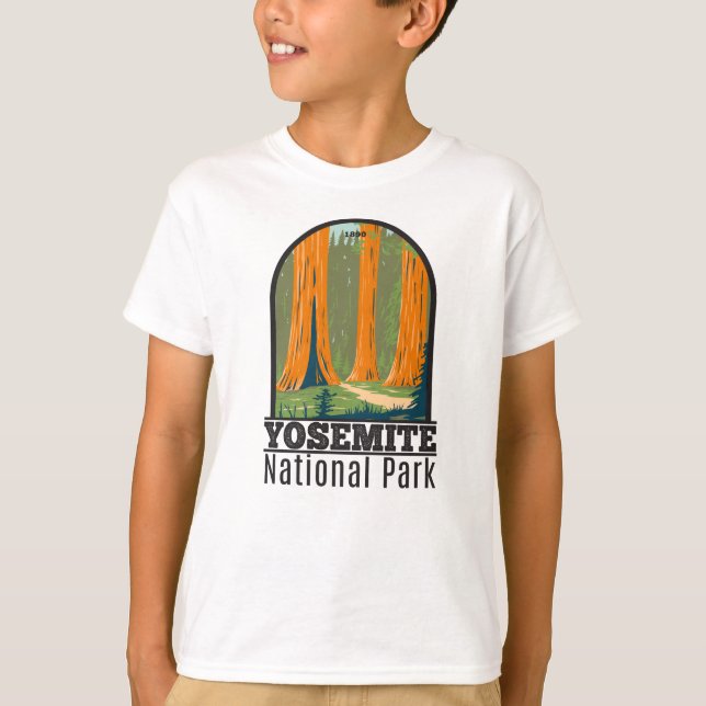 Yosemite National Park Mariposa Grove California T T-Shirt (Front)
