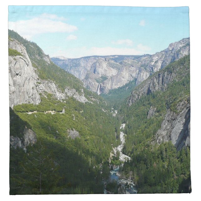 Yosemite Valley in Yosemite National Park Cloth Napkin (Front)