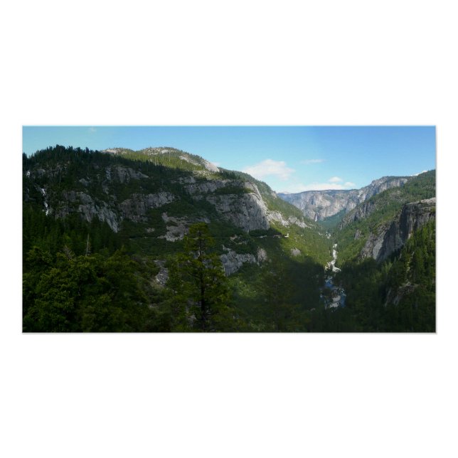 Yosemite Valley in Yosemite National Park Poster (Front)