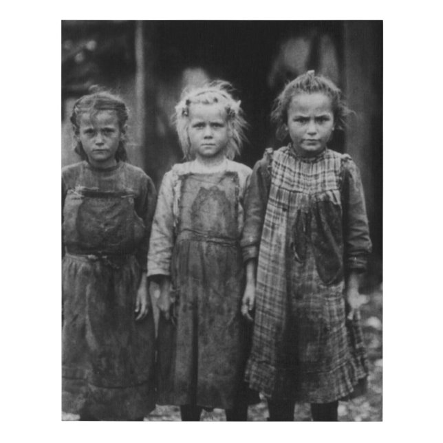 Young Girl Oyster Shuckers, early 1900s Faux Canvas Print (Front)