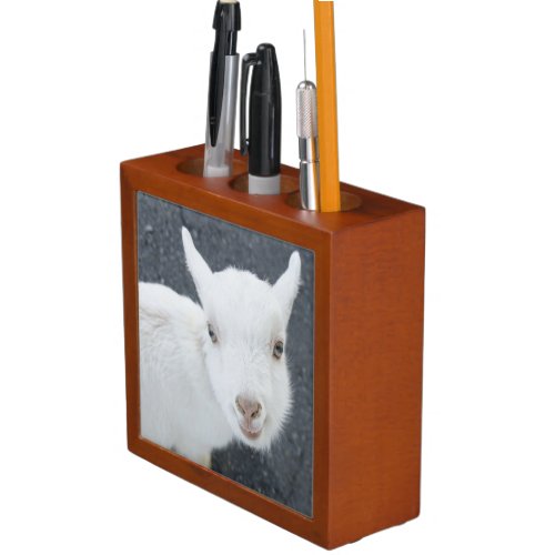 Young goat desk organizer