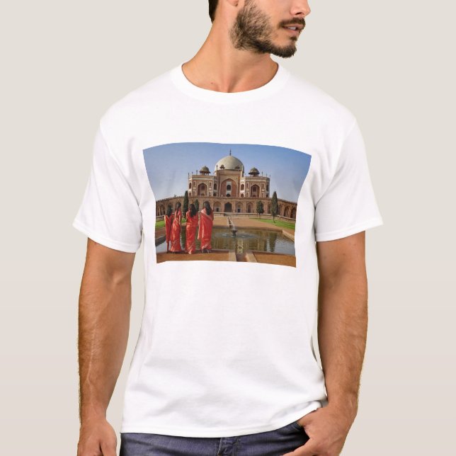 Young Indian ladies and Humayun's Tomb, Delhi, T-Shirt (Front)