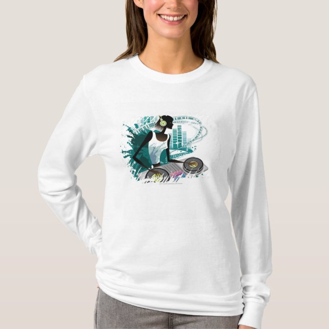 Young woman Dj Using Turntable in Nightclub T-Shirt (Front)