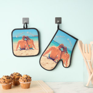 Your Favorite Photo and Custom Name Personalized Oven Mitt & Pot Holder Set