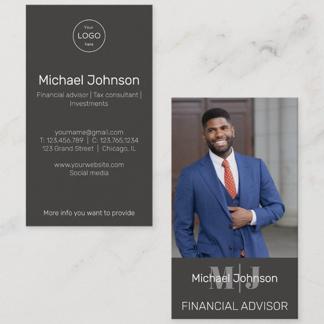 Your photo financial accountant Business Card (Creator Uploaded)