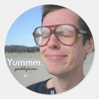 yummm classic round sticker