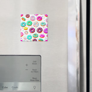 Yummy cream donuts pattern magnet