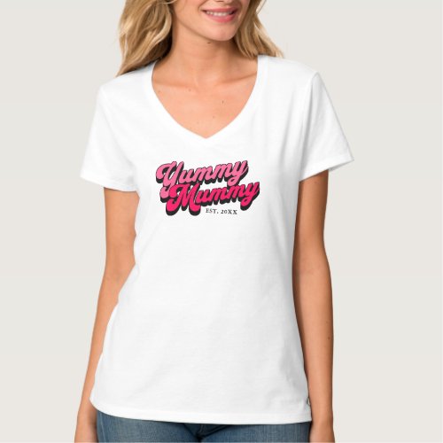 Yummy Mummy Retro Groovy T_Shirt