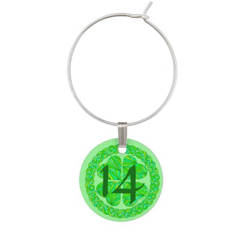 Z Lucky Celtic Shamrock 4 Leaf Clover Charm