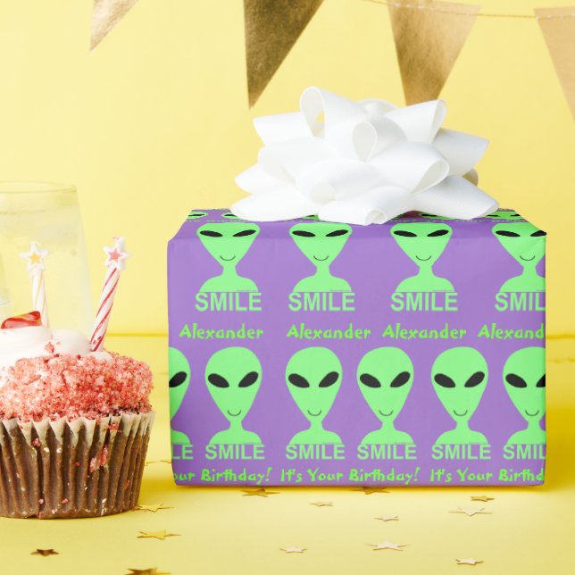 Z Personalized Smile Birthday Happy Alien Wrapping Paper (Birthday Party)