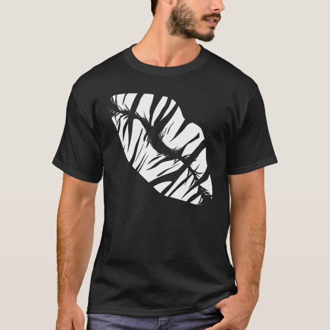 Zebra Print Lips Love Kiss Safari Women Zoo T-Shirt (Front)
