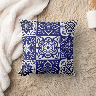 Zellij Moroccan Tile Design Throw Pillow 