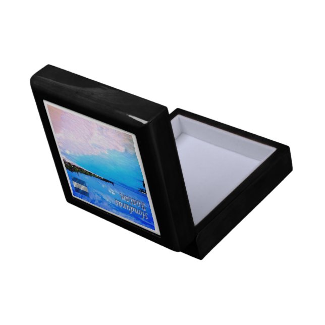 zHN008  ROATAN Bay Islands, Honduras, Gift Box (Back Open)