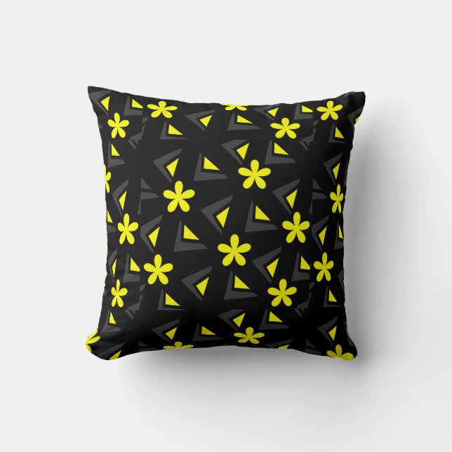 Zig zag pattern with flowers throw pillow (Front)