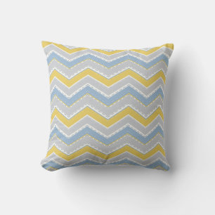 Zigzag pattern throw pillow