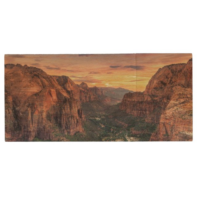 Zion Canyon National Park Wood USB Flash Drive (Front)