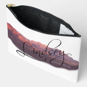 Zion -- LINDSEY Accessory Pouch