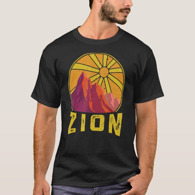 Zion National Park Nature   Hiking Fan T-Shirt (Front)