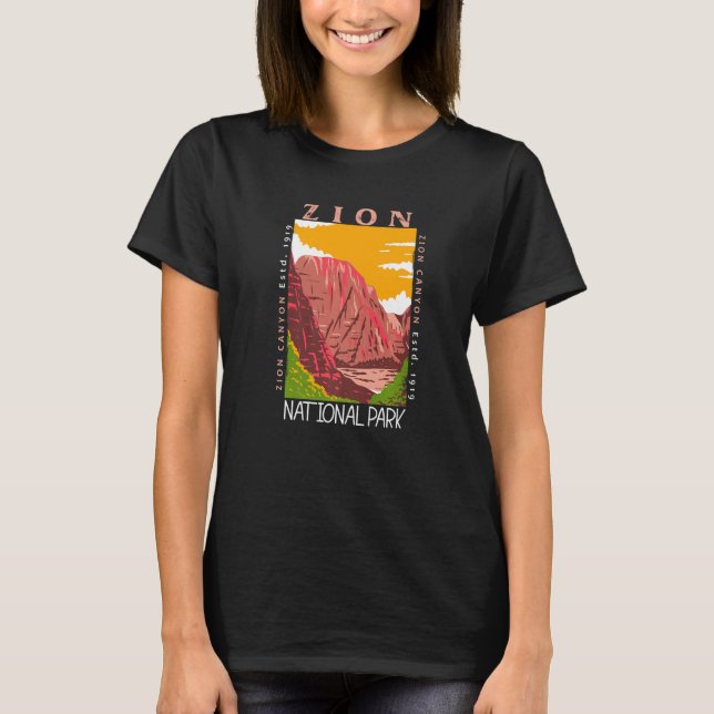 Zion National Park Utah Zion Canyon Distressed Vin T-Shirt (Front)
