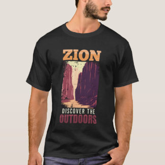 Zion ZION DISCOVER THE OUTDOORS FUNNY National Par T-Shirt