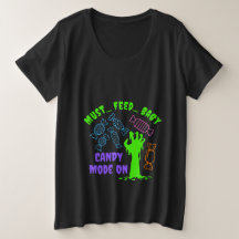 Zombie Must Feed Baby Candy Mother-To-Be T-Shirt