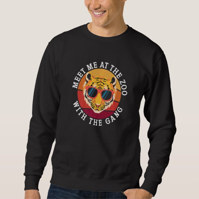 Zoologist Zookeeping Wildlife Zoology Zoo Employee Sweatshirt (Front)