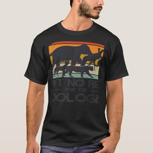 Zoologist Zookeeping Wildlife Zoology Zoo Employee T-Shirt (Front)