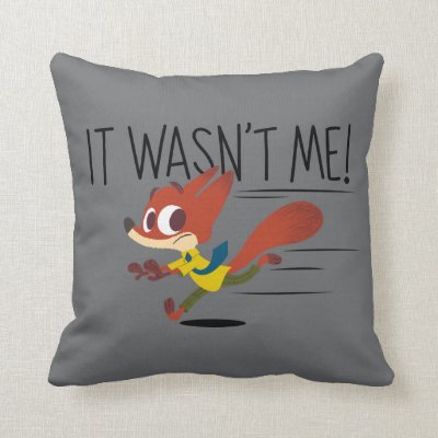 Zootopia | Nick Wilde - It Wasn't Me Throw Pillow